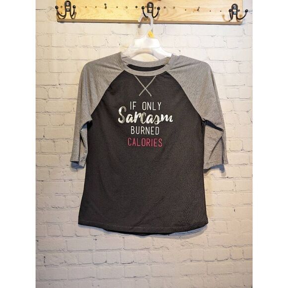 😊 Athletic Works. Baseball t-shirt size medium - Picture 1 of 2